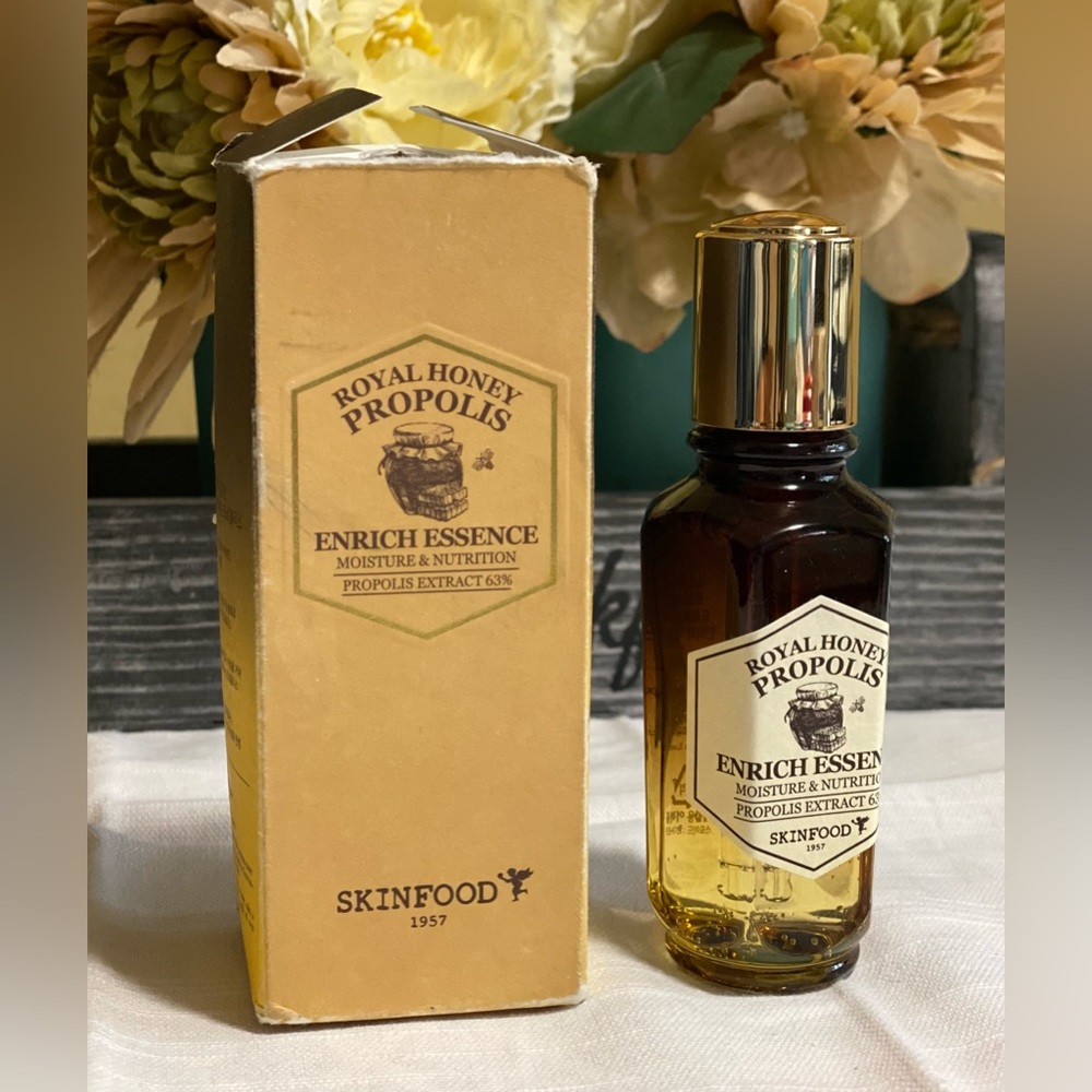 Royal Honey Propolis Enrich Essence Skinfood 50ml Brand New